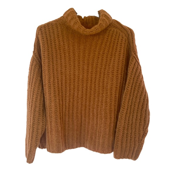 Free People Sweaters - Free People Fluffy Fox Chunky Woolalpaca Blend Tan Oversized Turtleneck Sweater